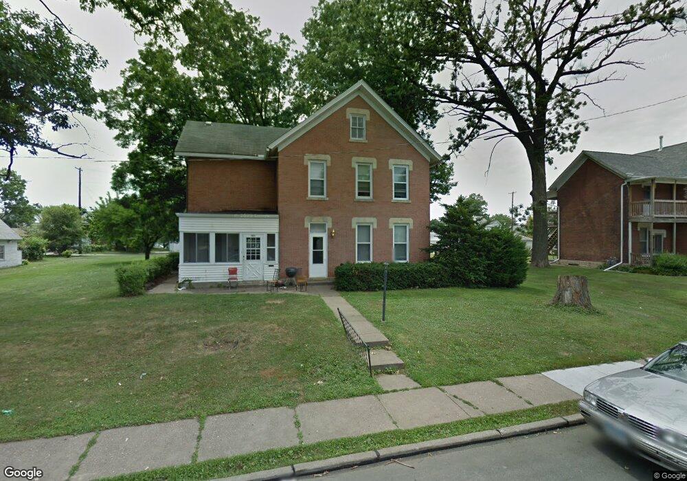 1421 W 14th St unit 1, Davenport, IA 52804 - photo 1