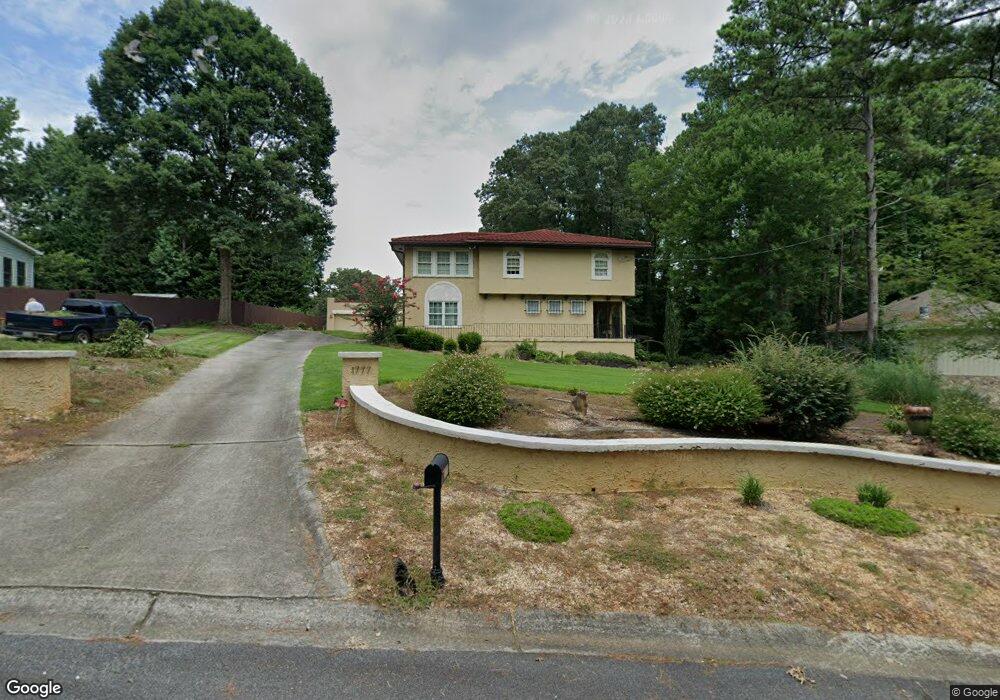 1777 San Andra Dr, Marietta, GA 30062 - photo 1