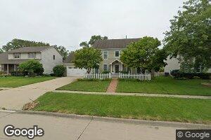 4712 Elm St, West Des Moines, IA 50265