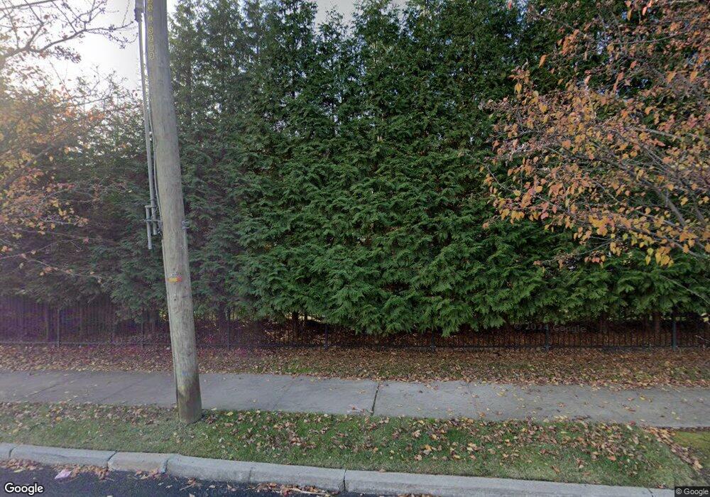 14 Chart Loop, Staten Island, NY 10309 - photo 1