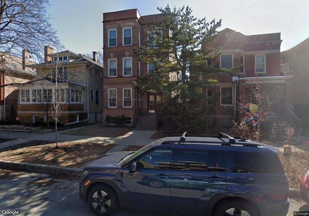 1635 W Rascher Ave, Chicago, IL 60640 - photo 1