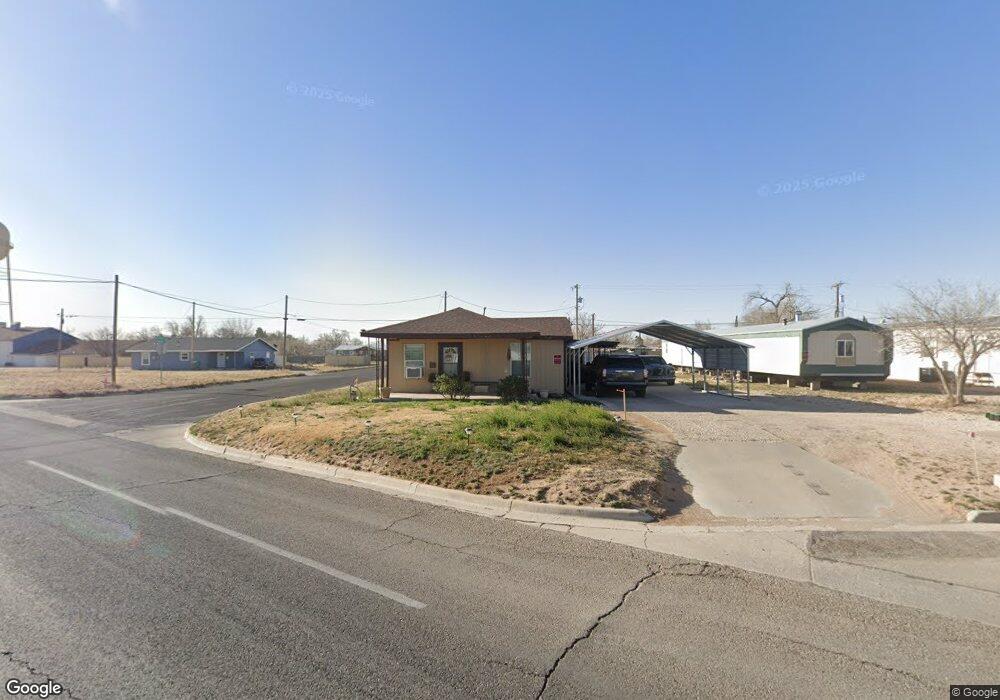 305 W Roxana St, Hobbs, NM 88240 - photo 1