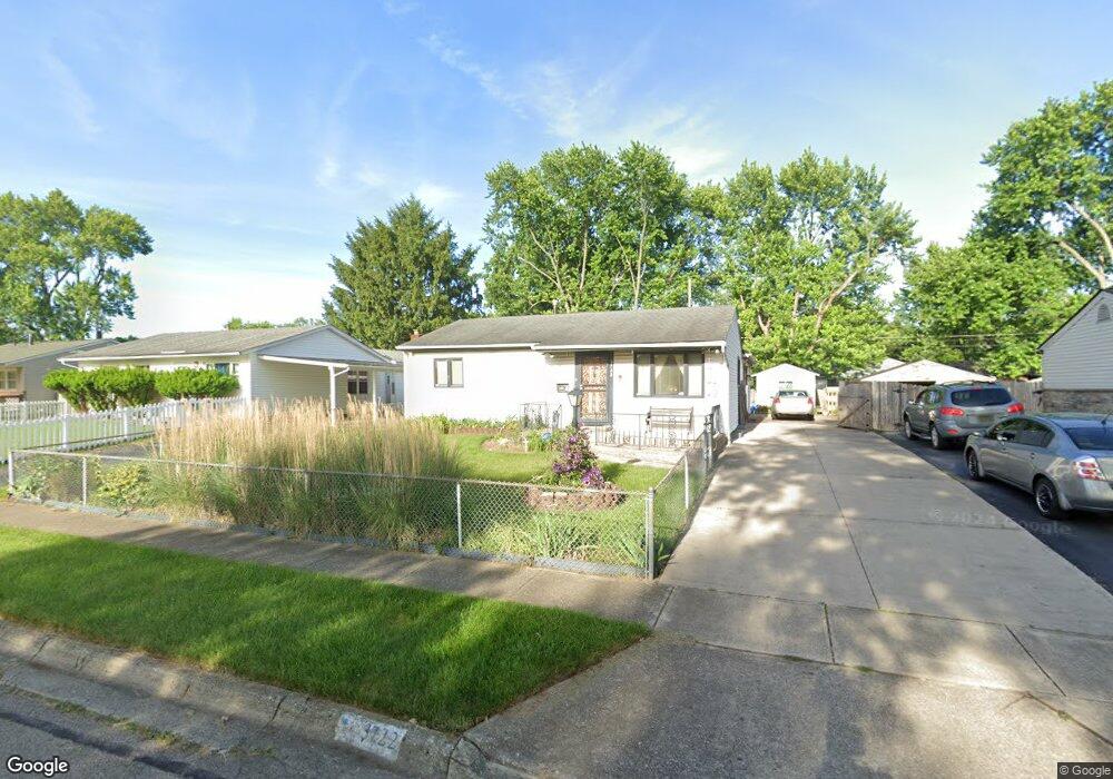 3722 Tylor Dr, Columbus, OH 43232 - photo 1