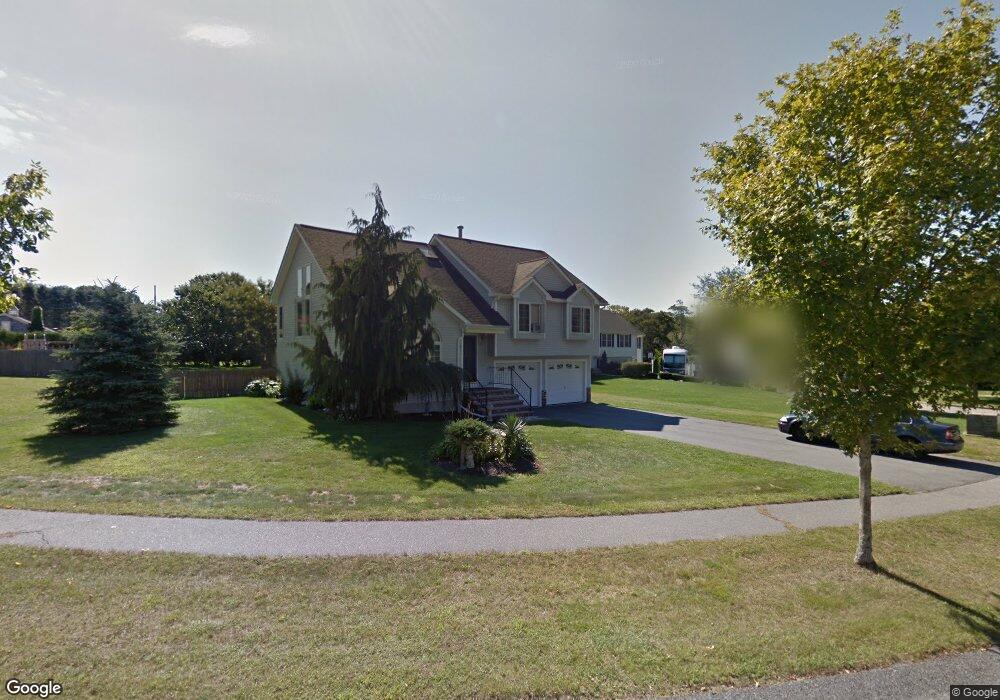 270 Moss St, South Dartmouth, MA 02748 - photo 1