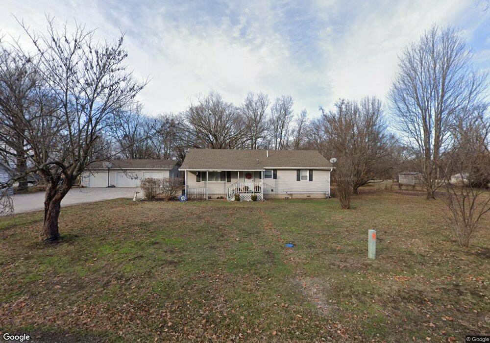 2811 Osage Ave, Parsons, KS 67357 - photo 1