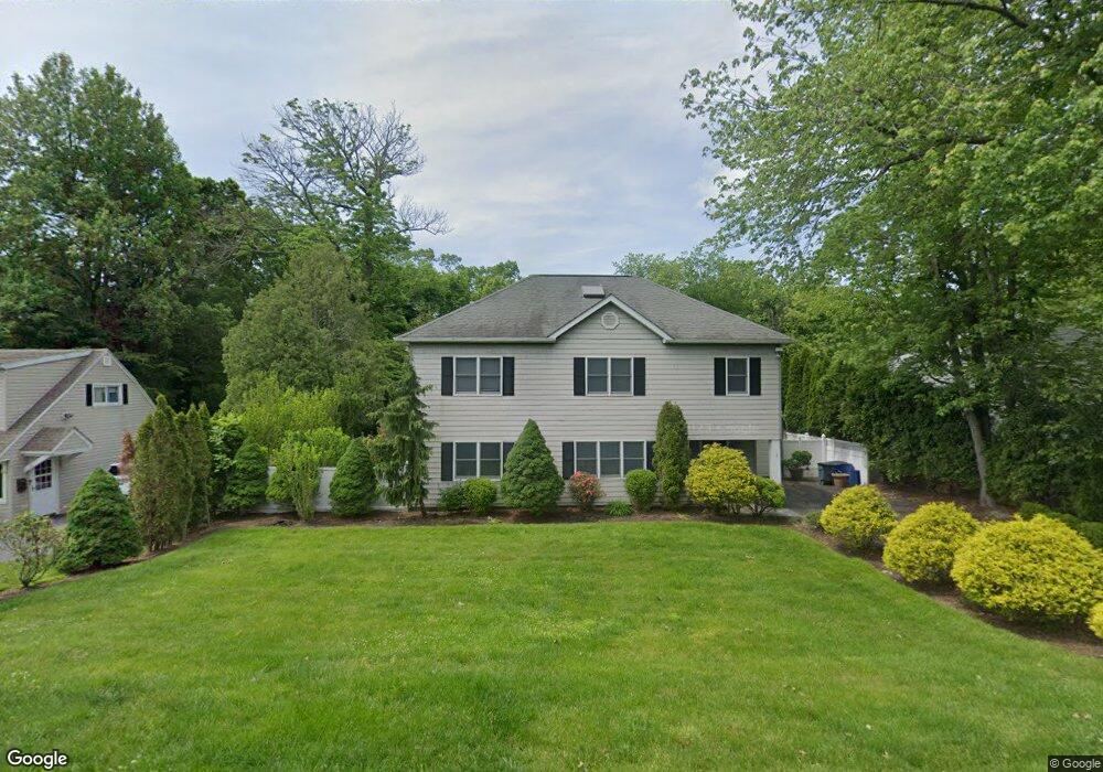 3 Maple Ct, Rye Brook, NY 10573 - photo 1