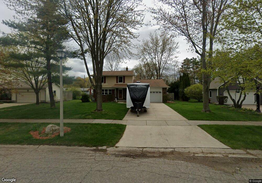 2127 Briarhill Dr, Lansing, MI 48917 - photo 1