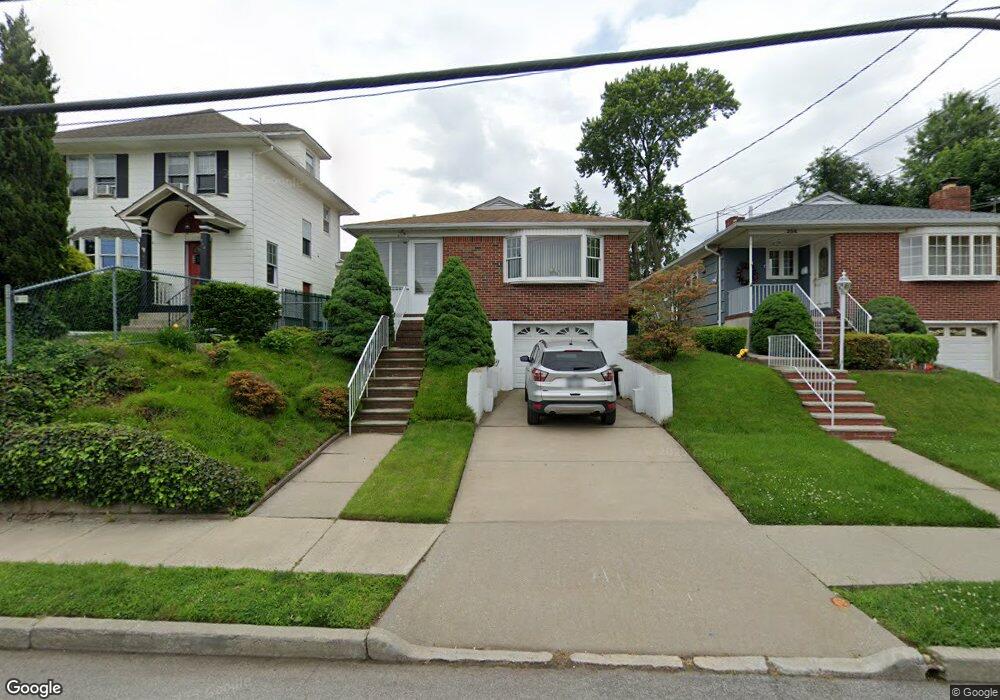 234 Watchogue Rd, Staten Island, NY 10314 - photo 1