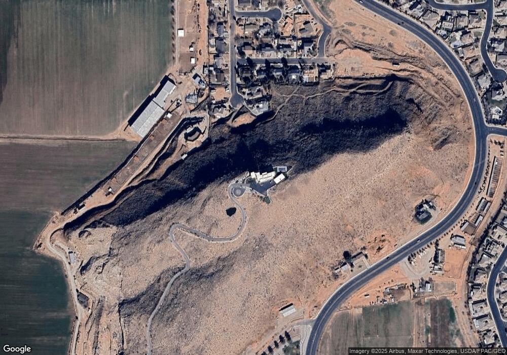 405 S Nichols Peak Rd unit E, Washington, UT 84780 - photo 1