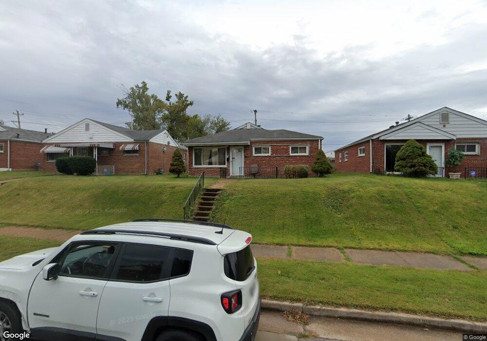 4512 Bessie Ave, Saint Louis, MO 63115 - photo 1