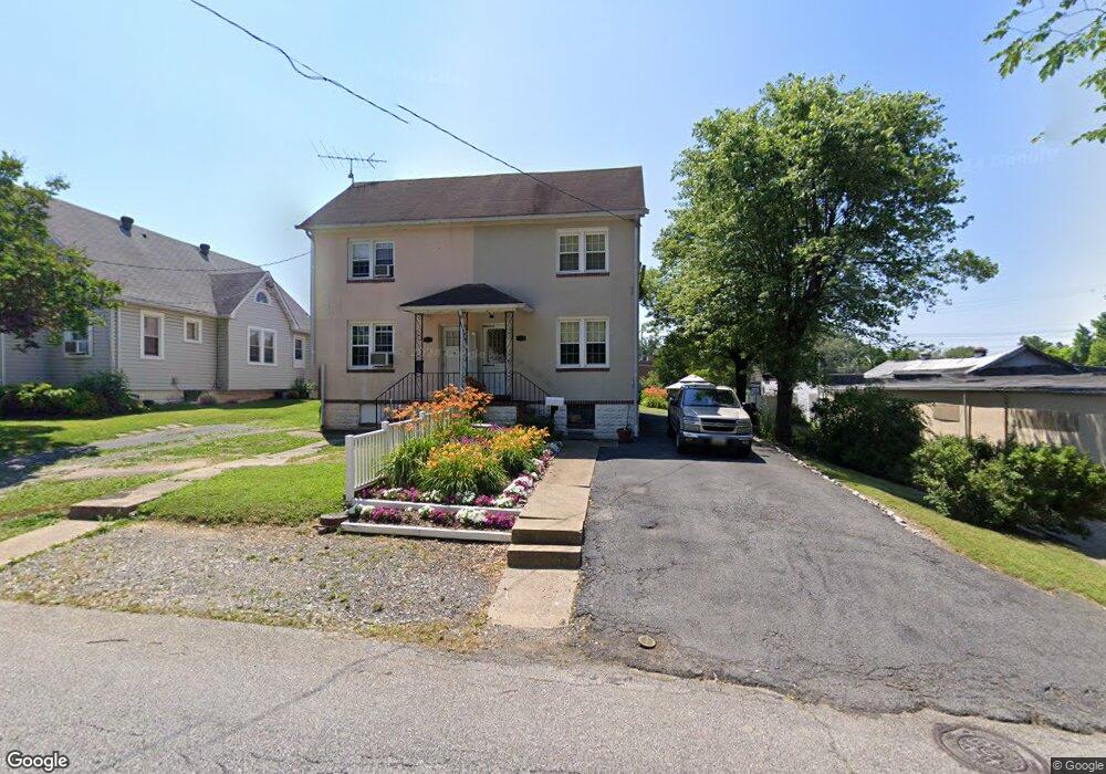 811 Dorsey Ave, Essex, MD 21221 - photo 1