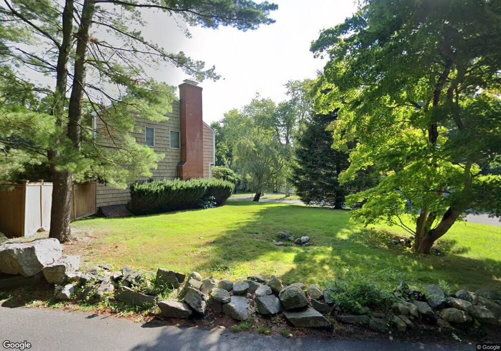 6 Mannetti Ln, Cos Cob, CT 06807 - photo 1