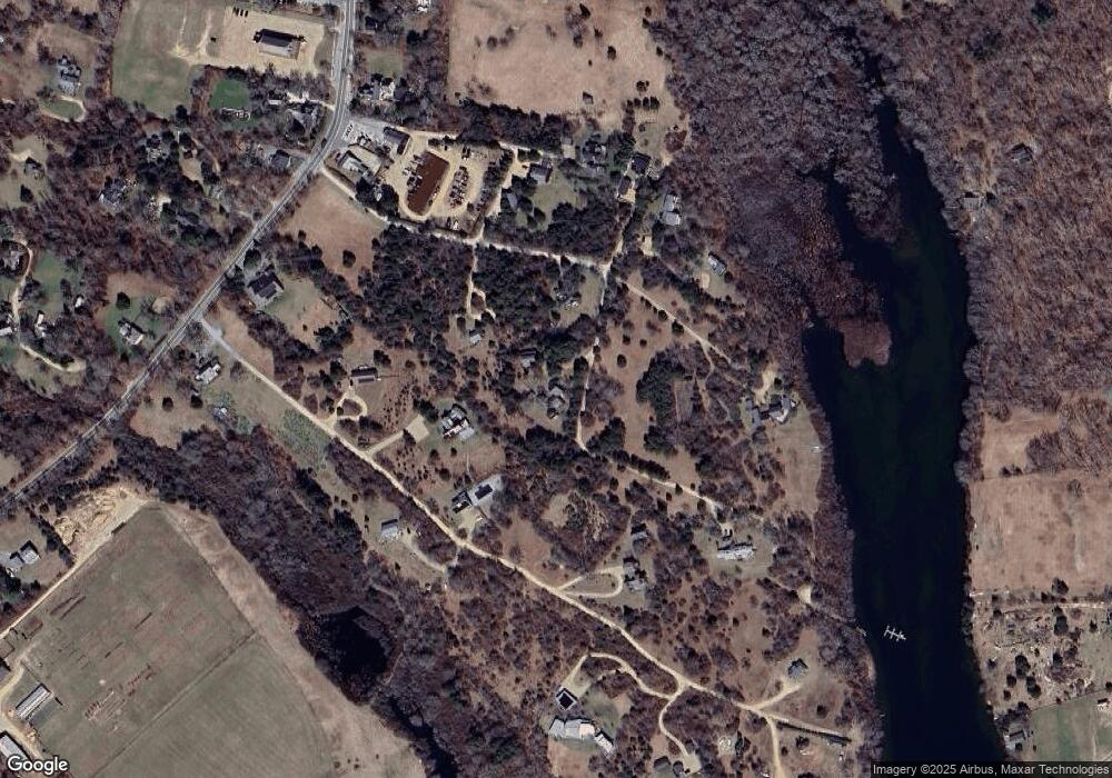 49 Runner Rd, Vineyard Haven, MA 02568 - photo 1