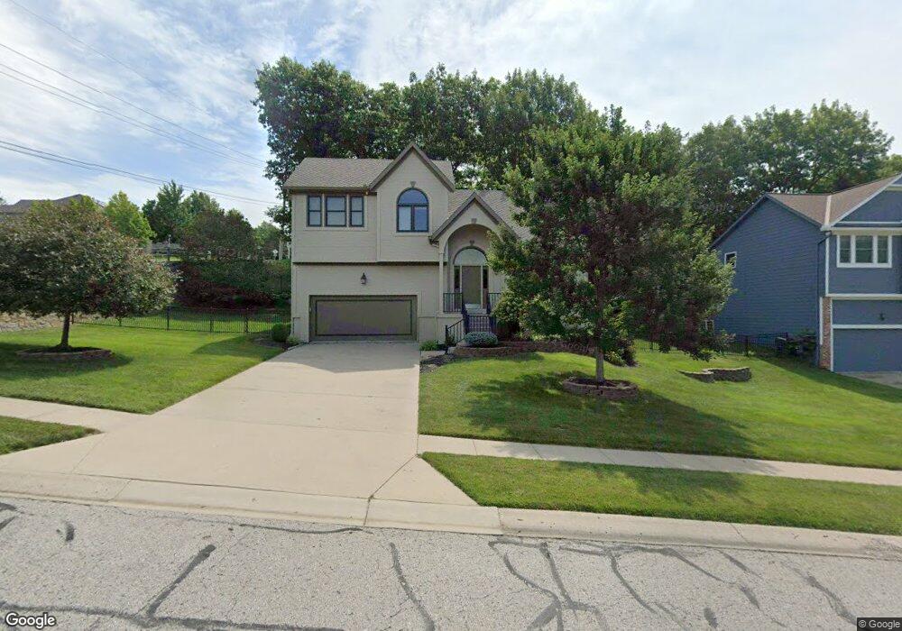 5503 Noland Rd, Shawnee, KS 66216 - photo 1