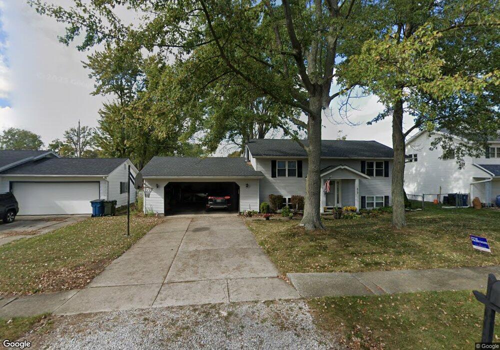 612 Sunset Ave, Sheffield Lake, OH 44054 - photo 1