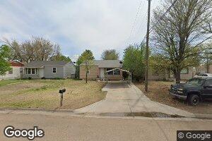 507 W 10th St, Hugoton, KS 67951