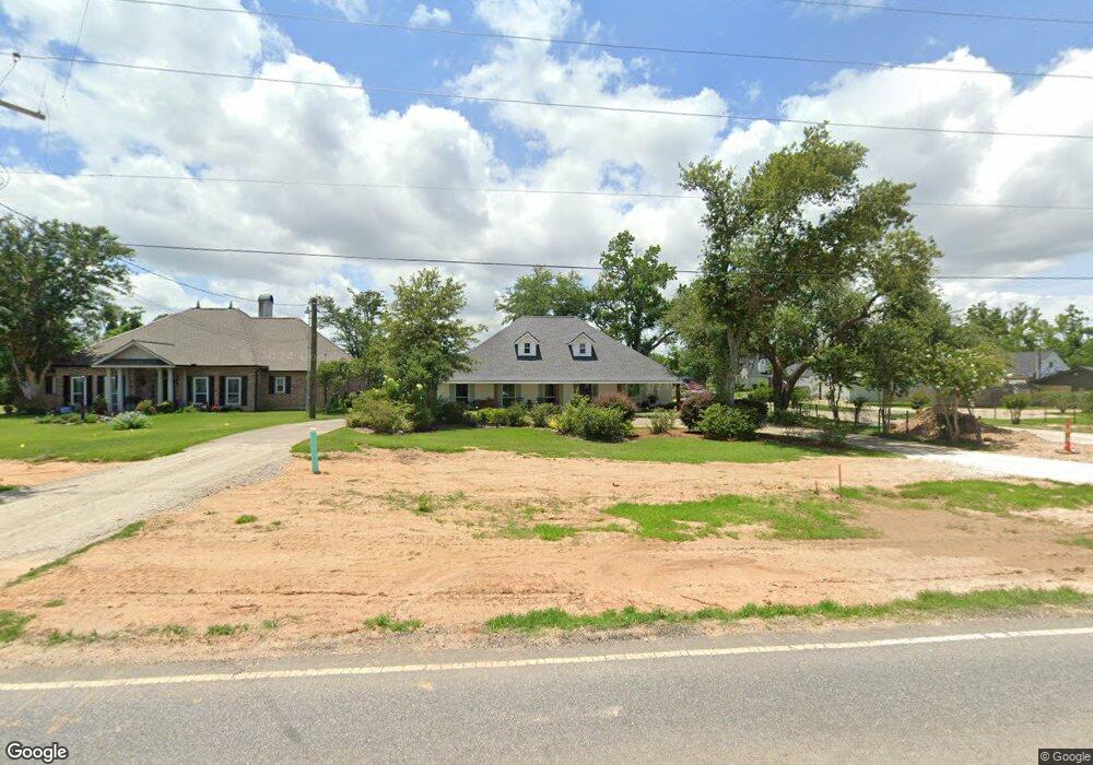 4154 W Prien Lake Rd, Lake Charles, LA 70605 - photo 1