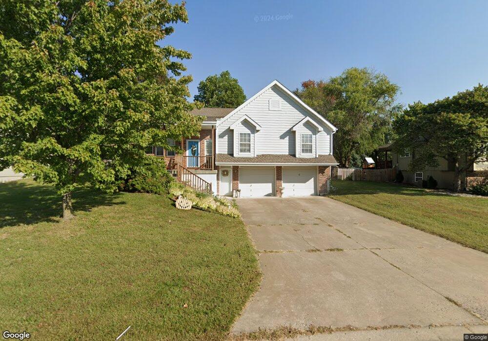 220 SW Seaside Sparrow St, Lees Summit, MO 64082 - photo 1