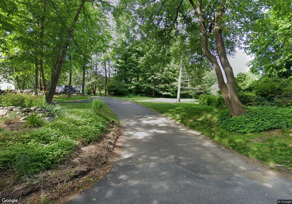 33 Old Boston Rd, Wilton, CT 06897 - photo 1