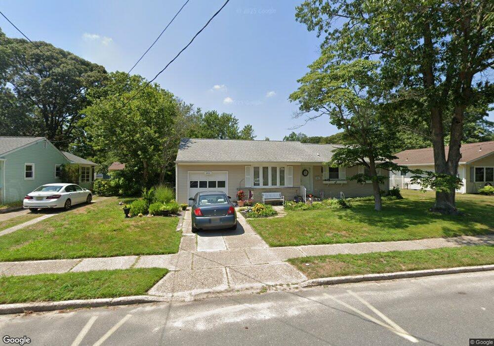 10 Nassau Rd, Somers Point, NJ 08244 - photo 1
