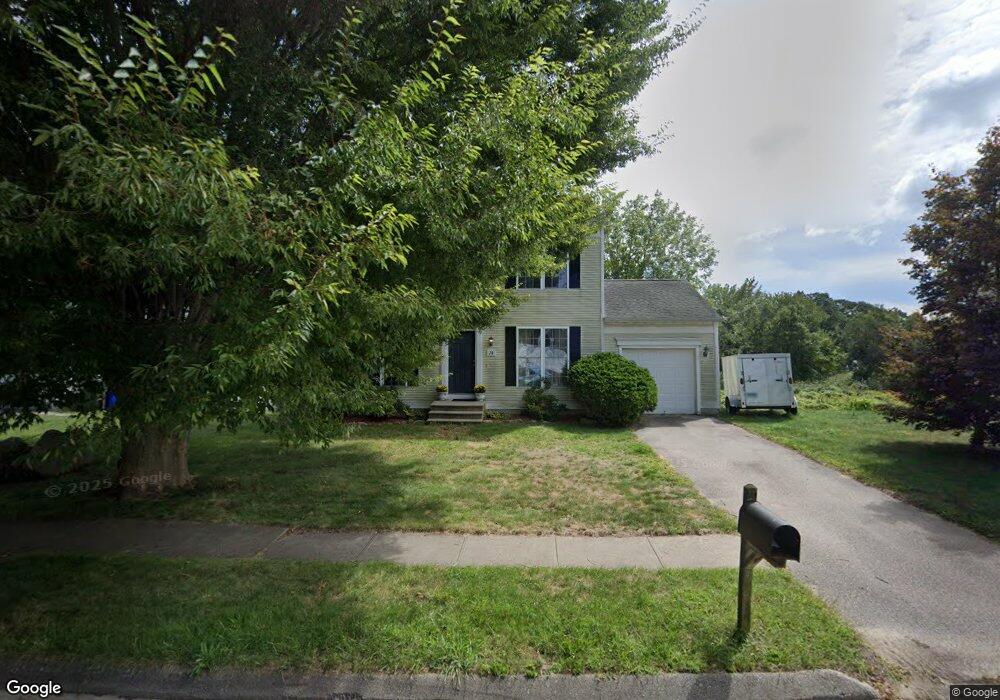 70 Tum a Lum Cir, Westerly, RI 02891 - photo 1