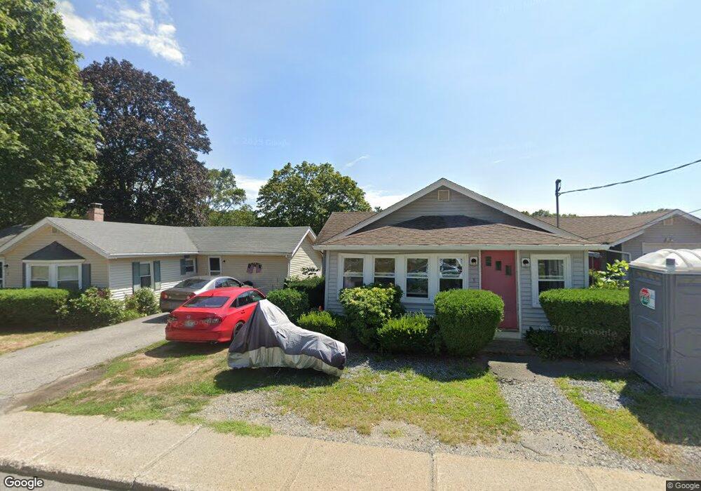 7 Bridge St, Kittery, ME 03904 - photo 1