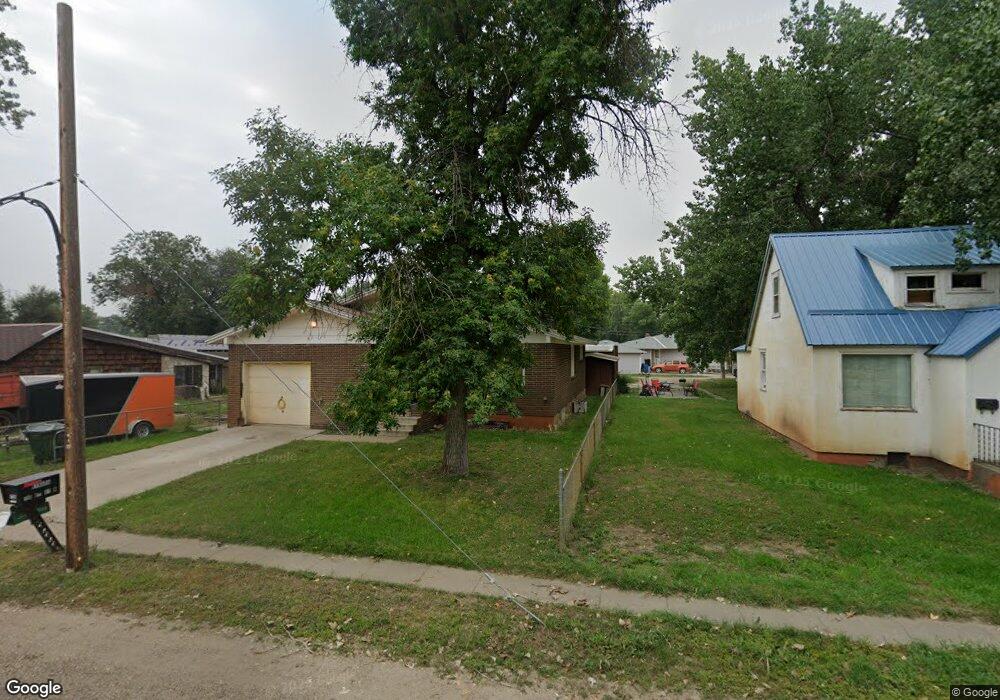 717 6th St, Havre, MT 59501 - photo 1