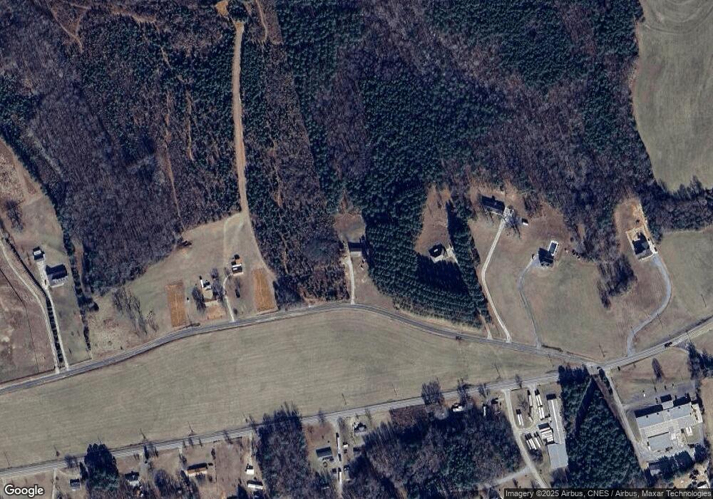 610 Maynard Grayson Rd, Clover, SC 29710 - photo 1