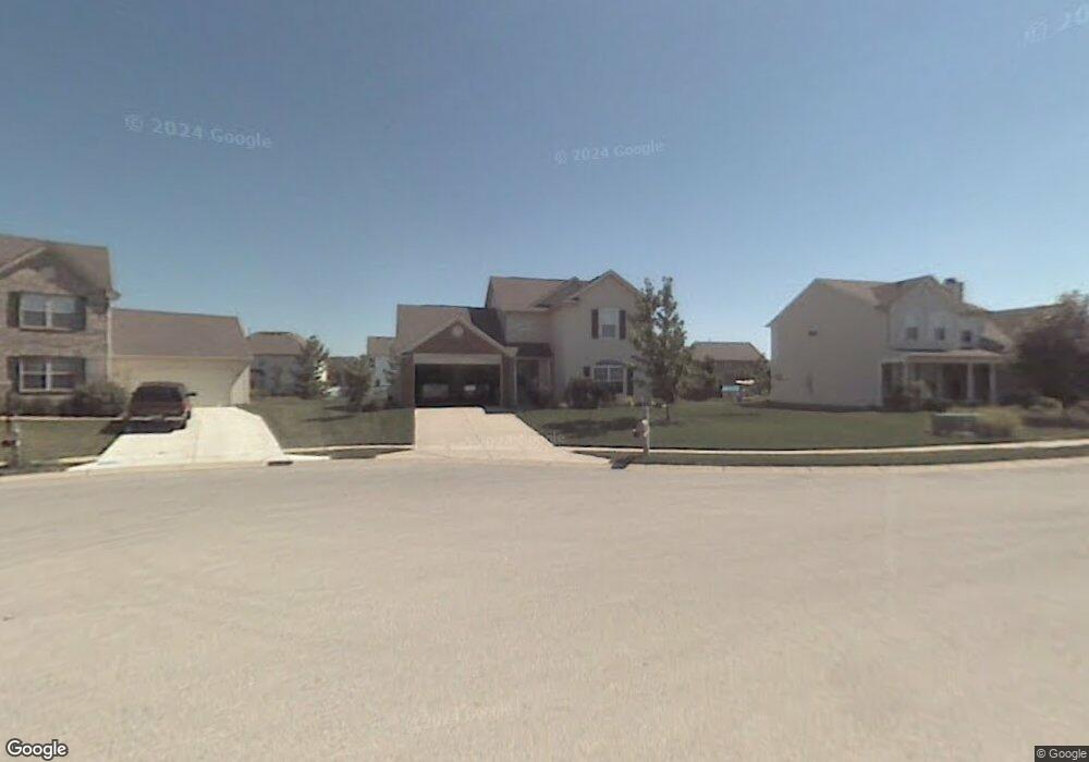 10140 Youngwood Ln, Fishers, IN 46038 - photo 1