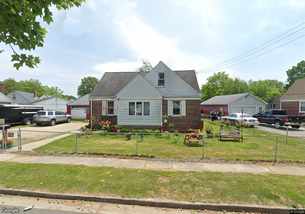 240 Dixie Dr, Penns Grove, NJ 08069 - photo 1