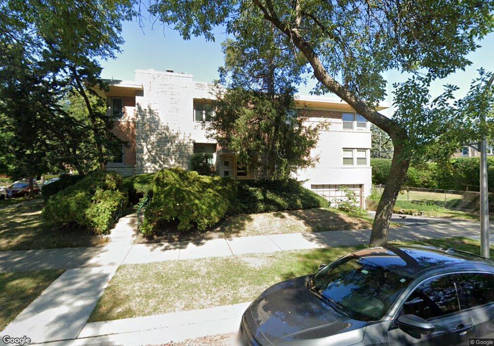 2922 W Glenlake Ave unit 1, Chicago, IL 60659 - photo 1