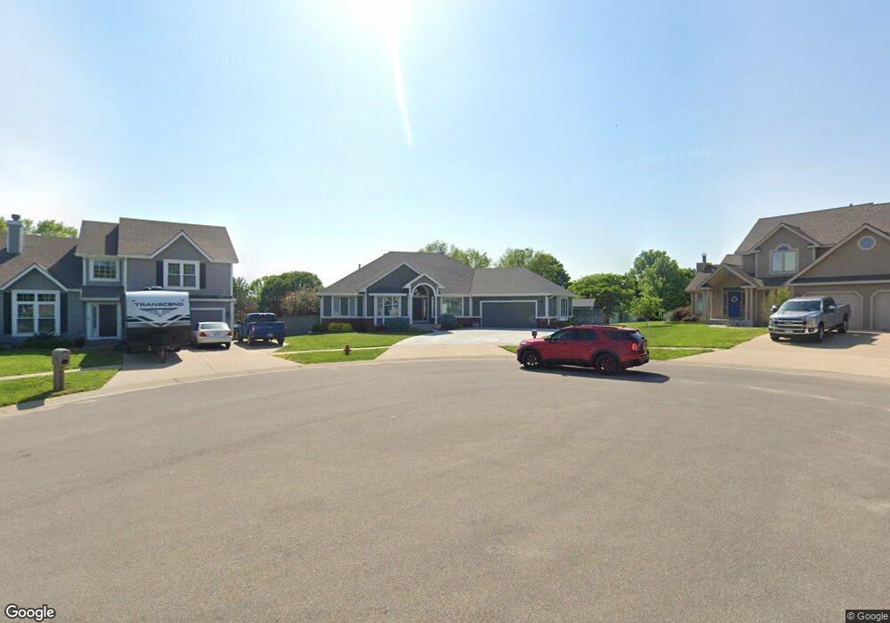 2719 SW Chauncey Ct, Topeka, KS 66614 - photo 1