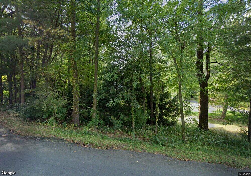 60 Snipsic Lake Rd, Ellington, CT 06029 - photo 1