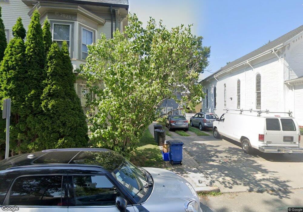 21 Pleasant St unit 3, Marblehead, MA 01945 - photo 1