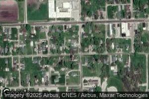 13 W South St, Bismarck, IL 61814
