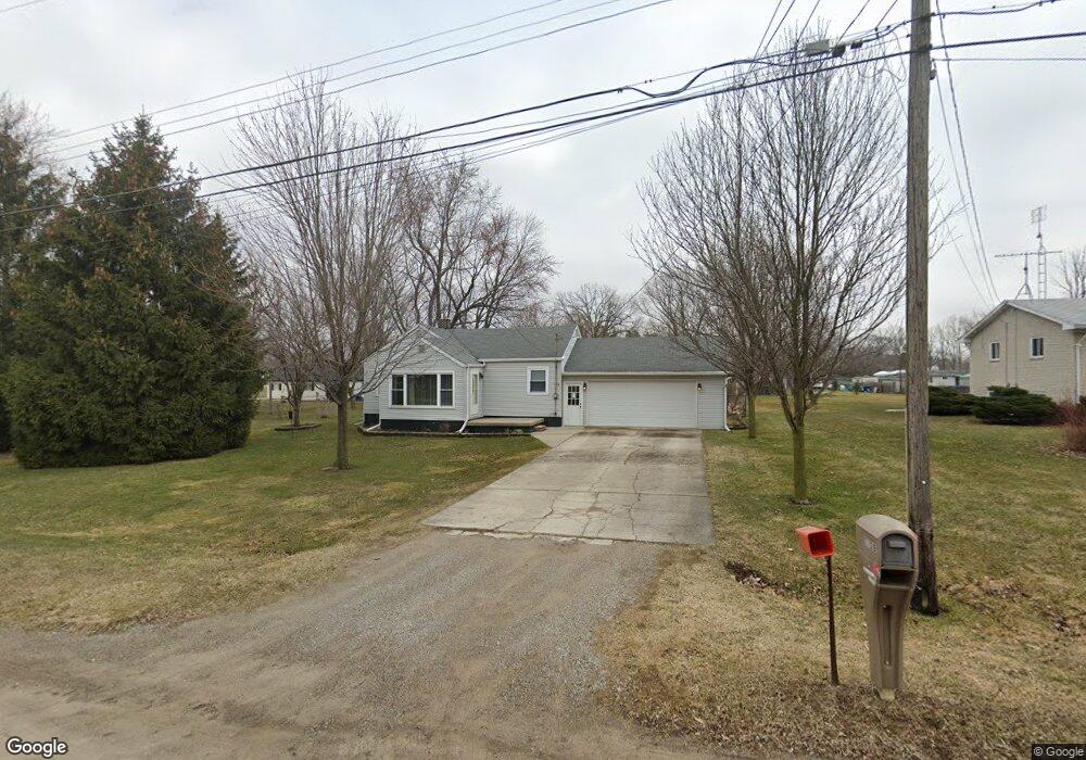 2139 Roslyn Ave, Flint, MI 48532 - photo 1