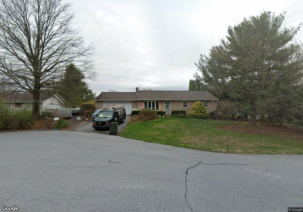 922 Maurice Cir, Stevens, PA 17578 - photo 1