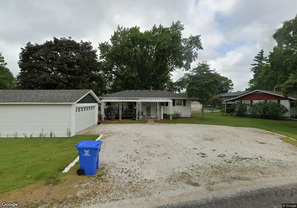 7 French Dr, Virginia, IL 62691 - photo 1