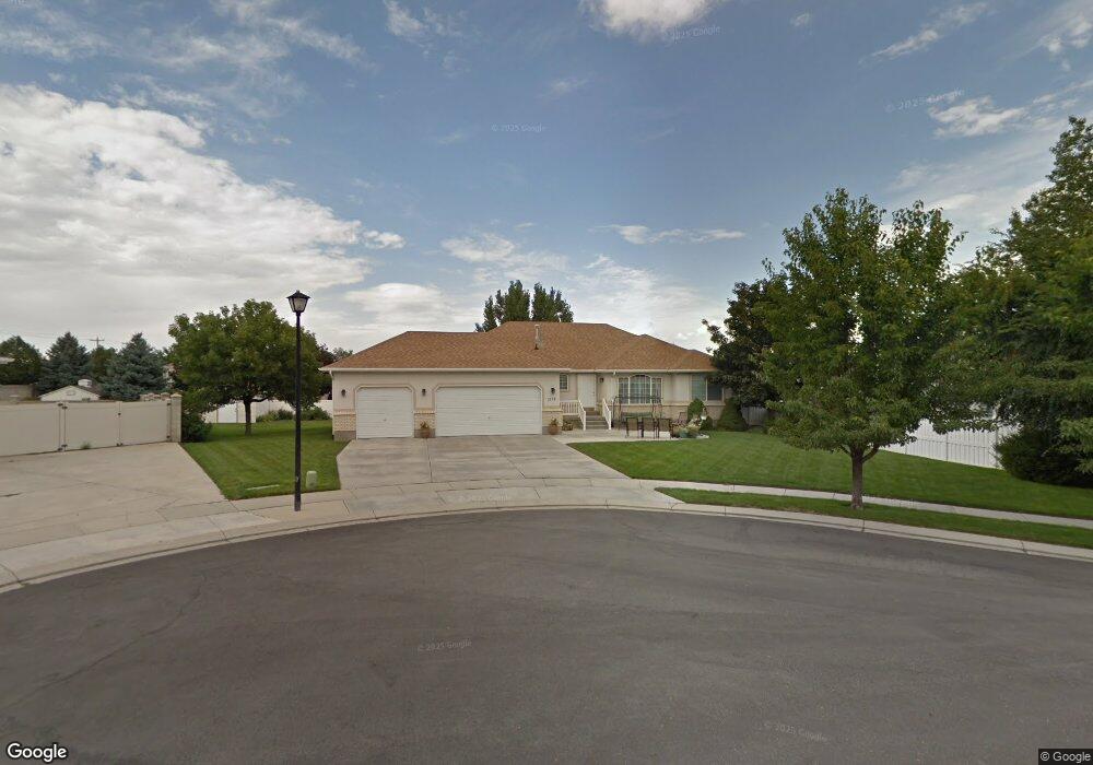 2174 Bird Ct, West Jordan, UT 84088 - photo 1