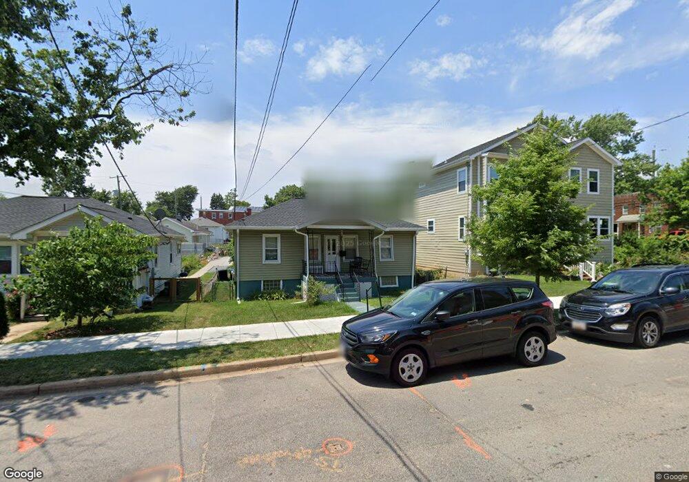 208 44th St NE, Washington, DC 20019 - photo 1