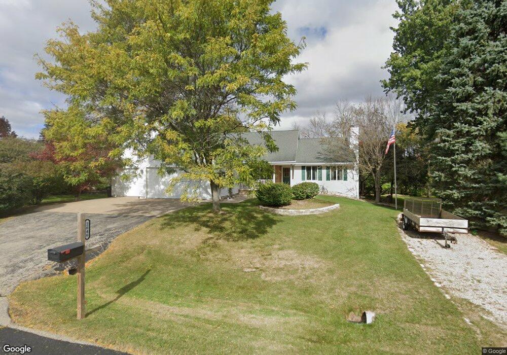 2646 W Sunnyview Rd, Appleton, WI 54914 - photo 1