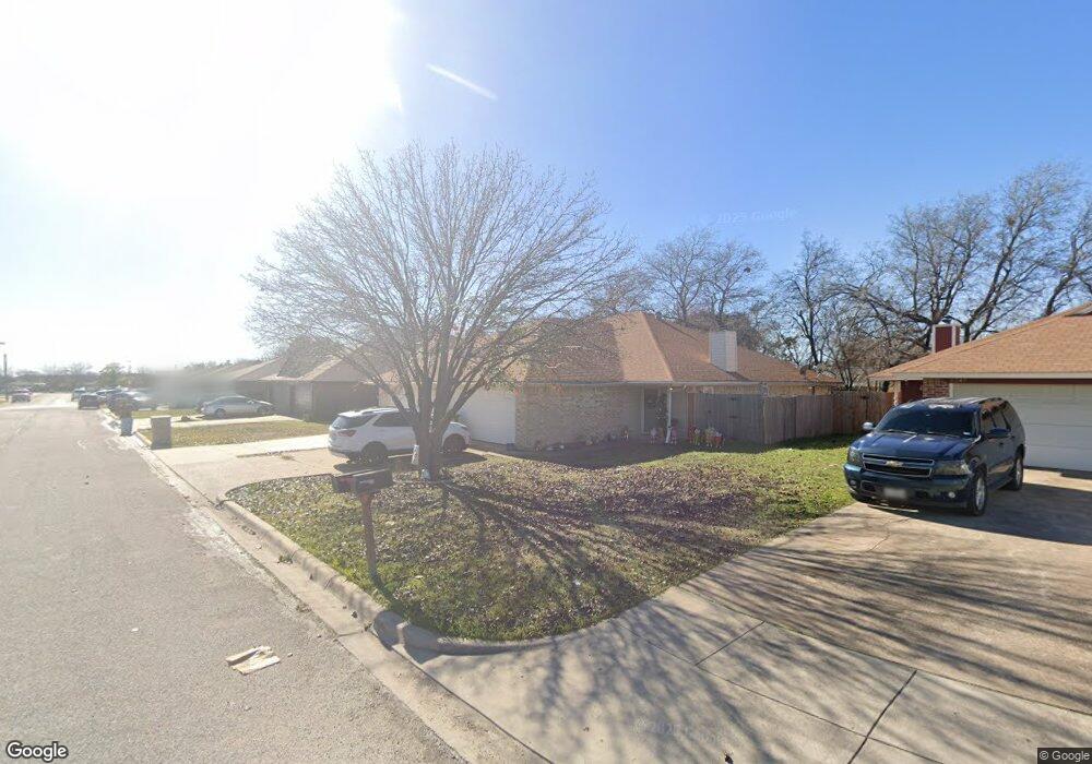 6341 Mark Ct, North Richland Hills, TX 76182 - photo 1