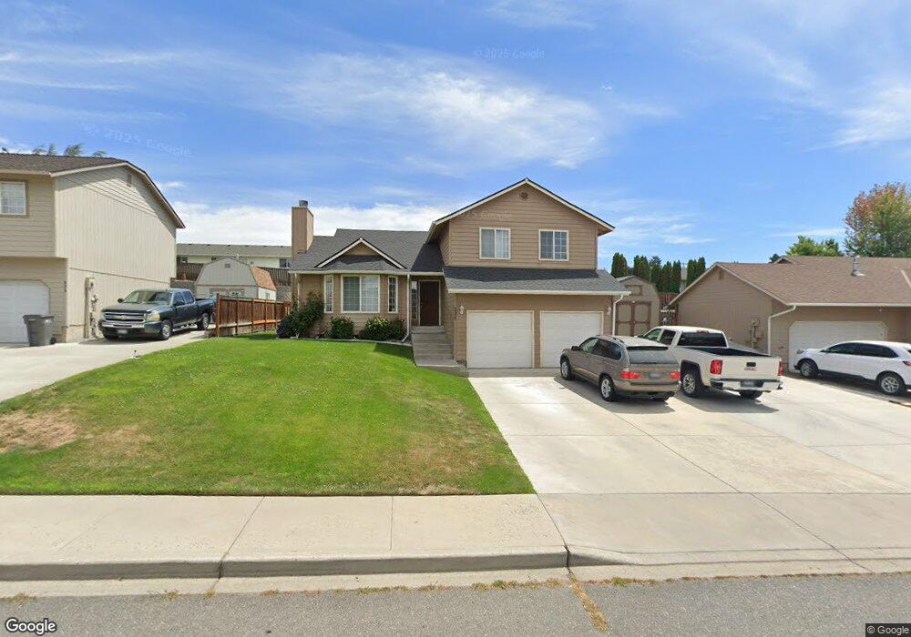 531 S Lynn Ave, East Wenatchee, WA 98802 - photo 1