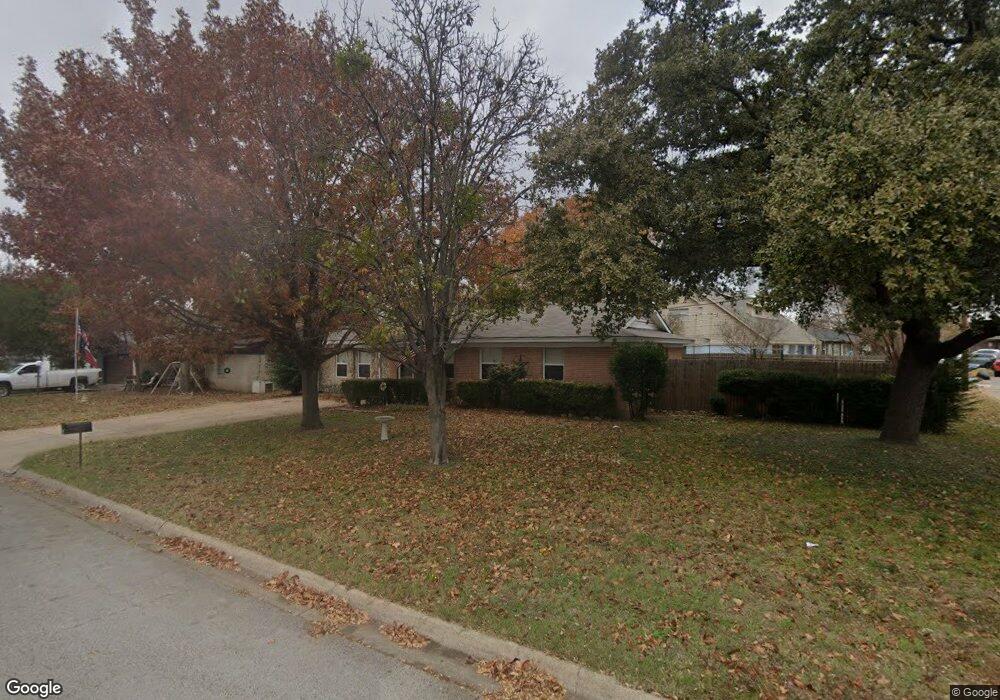 700 W Cedar St, Hurst, TX 76053 - photo 1