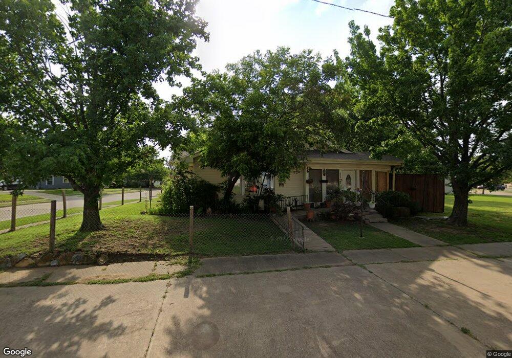 303 D St NW, Ardmore, OK 73401 - photo 1