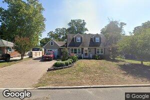 519 W Maple Ave, Laurel Springs, NJ 08021
