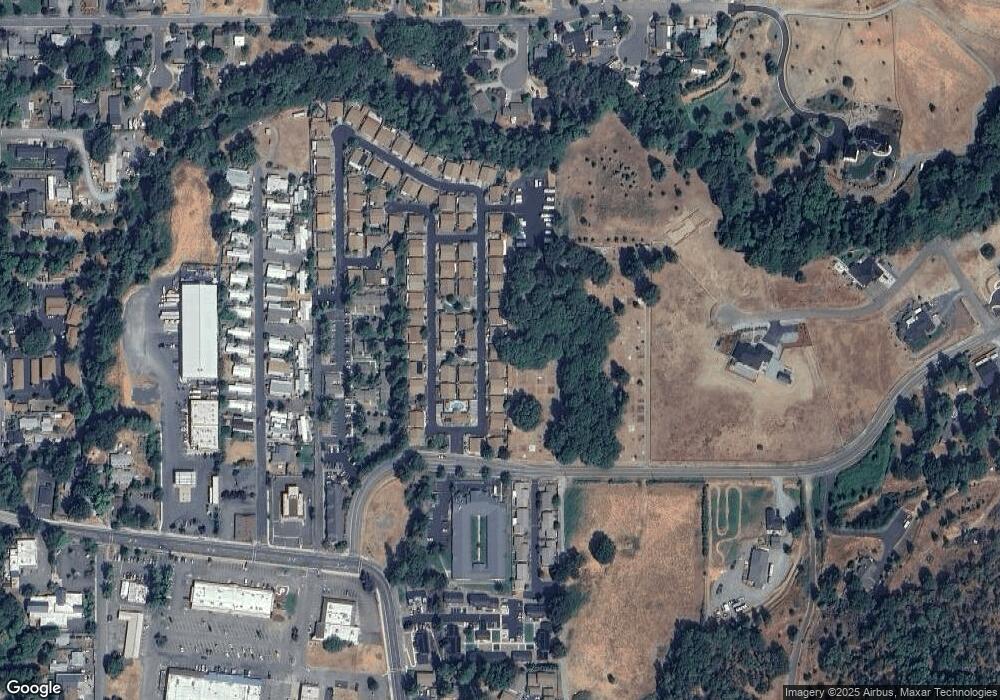 732 Brookside Cir, Rogue River, OR 97537 - photo 1