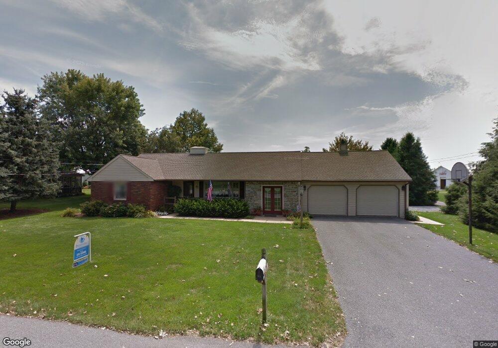 838 Walnut St, New Holland, PA 17557 - photo 1