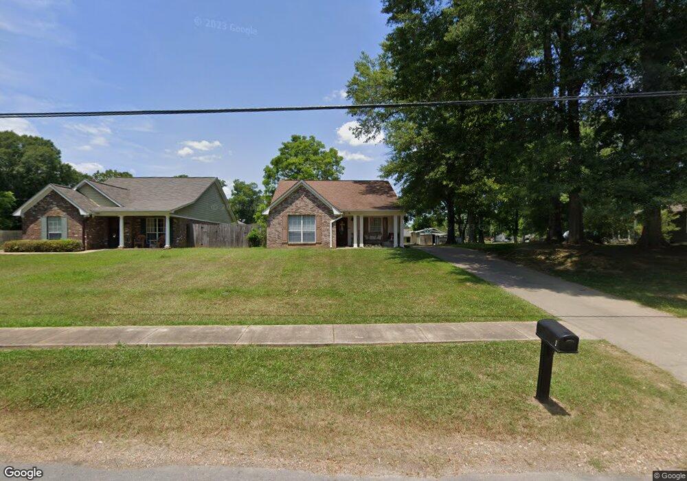 1043 West St, Wesson, MS 39191 - photo 1