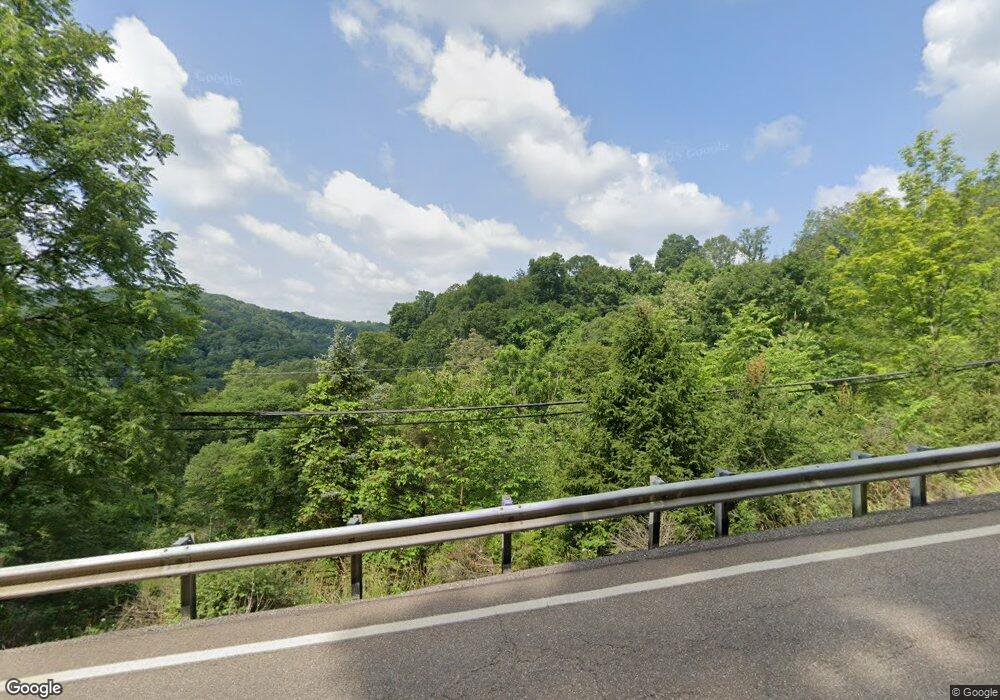 1067 Hillcrest Rd, Wellsville, OH 43968 - photo 1